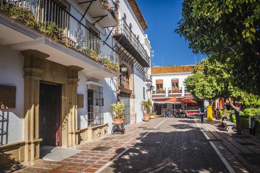 Apartamento Marbella Casa Victoria Екстериор снимка